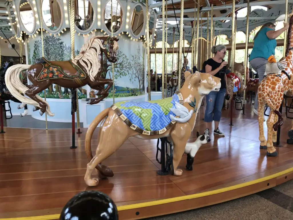 New Albany Carousel in action