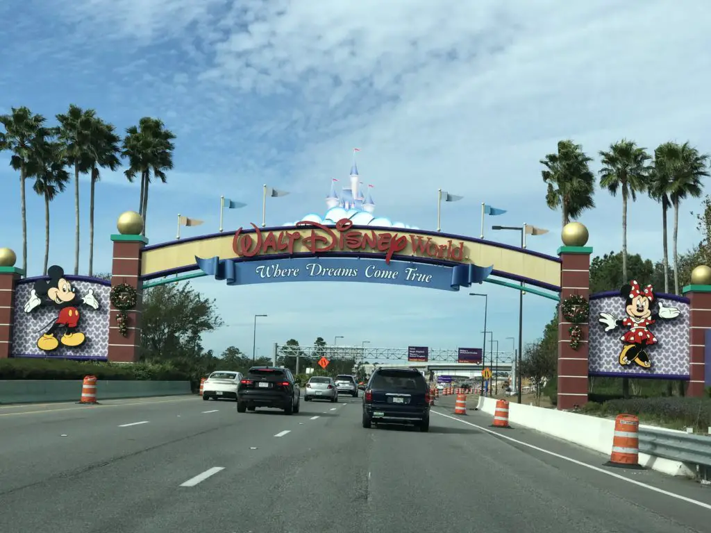 arch entrance to Walt Disney World