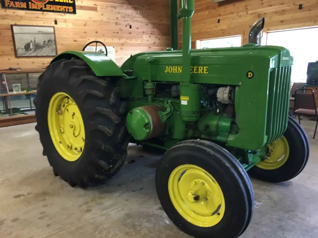 vintage John Deere tractor at Antique Powerland Museum