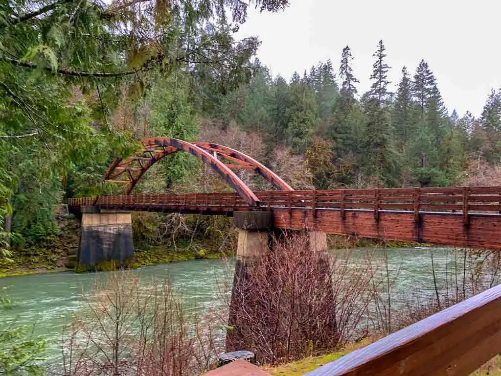 Tioga Bridge near Tokatee Falls Oregon waterfalls