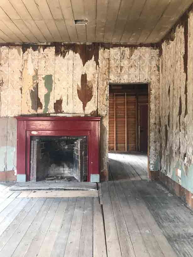 Fort Hoskins house interior Oregon history