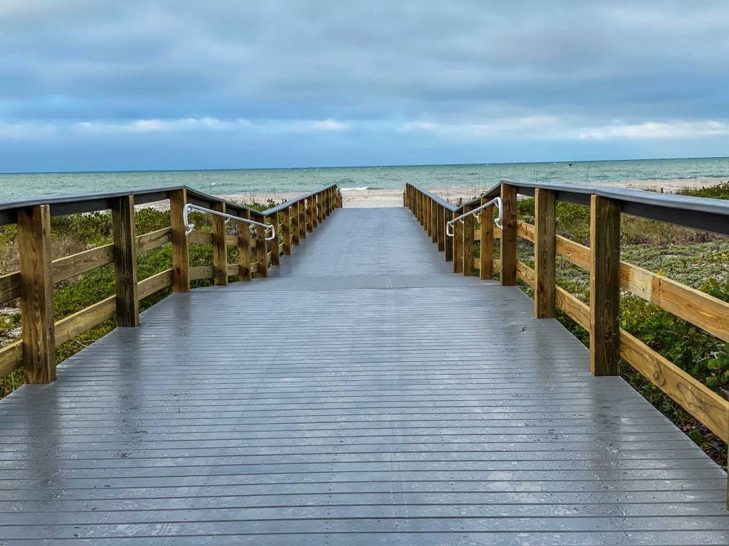 Boardwalk leading to Bowmans Beach. What to do on Sanibel Island