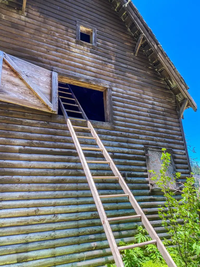 Visiting Oregon: Ghost Town Scenic Places in Oregon