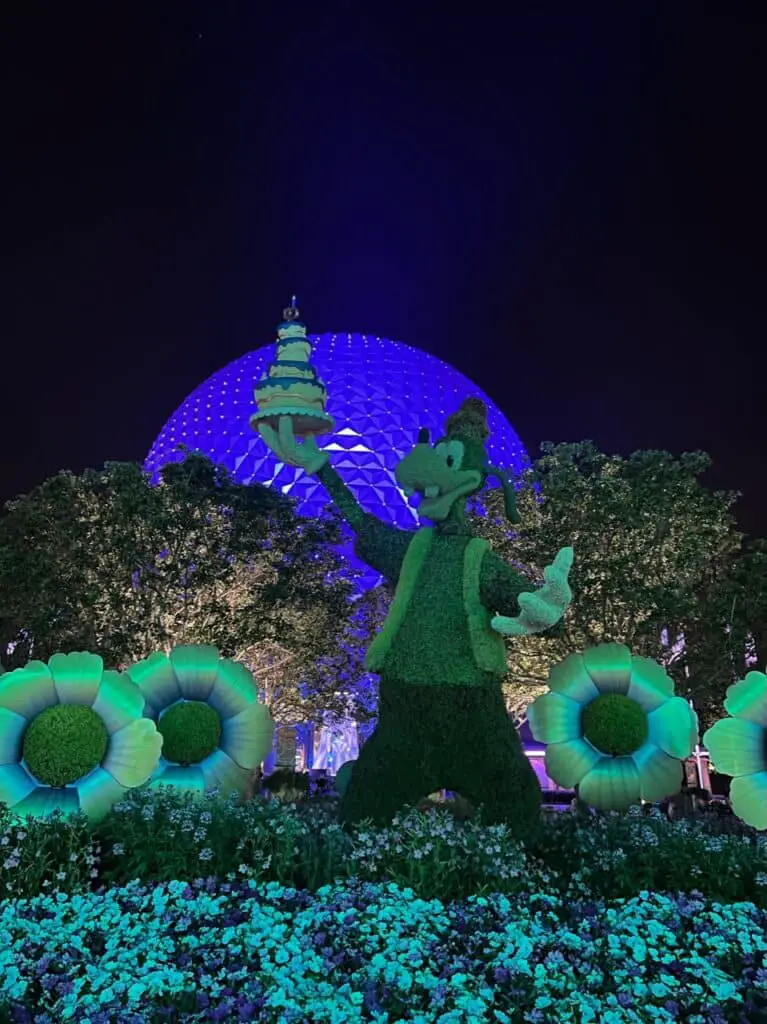 Goofy Topiary from the EPCOT park's Flower and Garden Festival