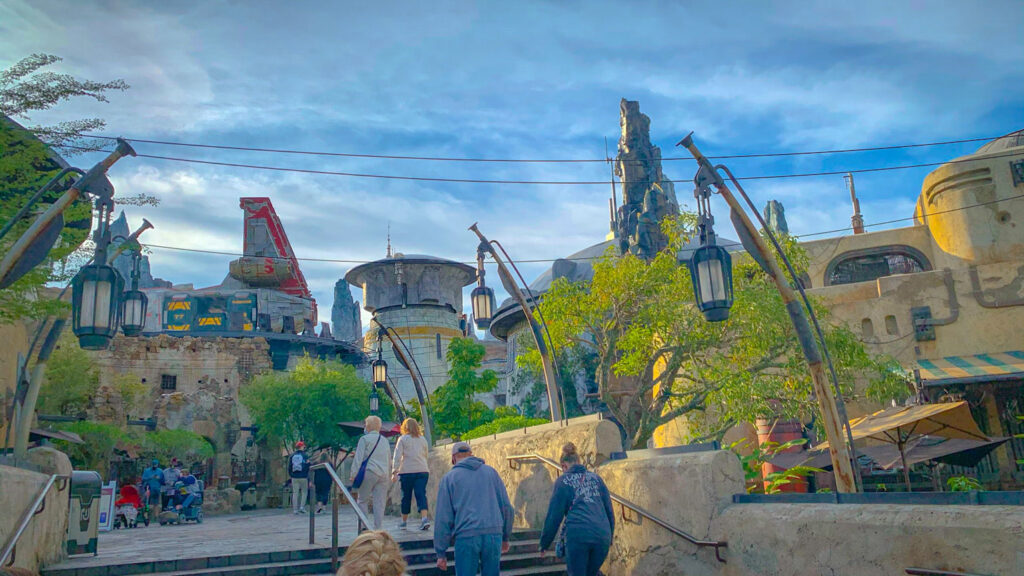 star wars hollywood studios crowds