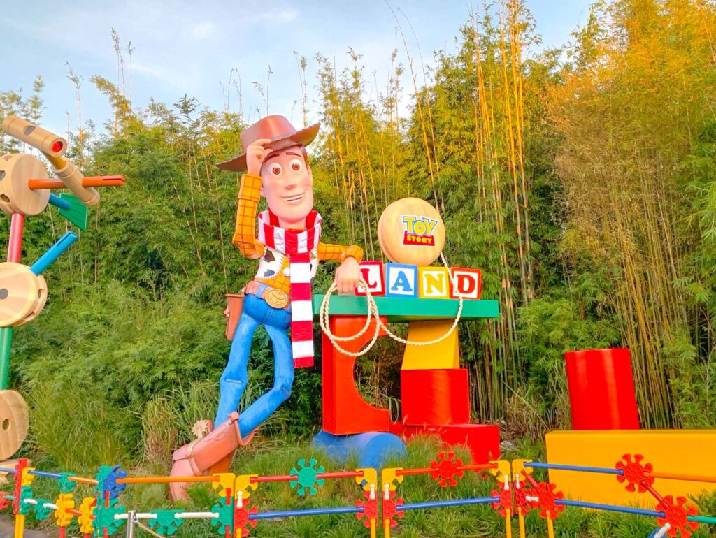 toy story entrance woody