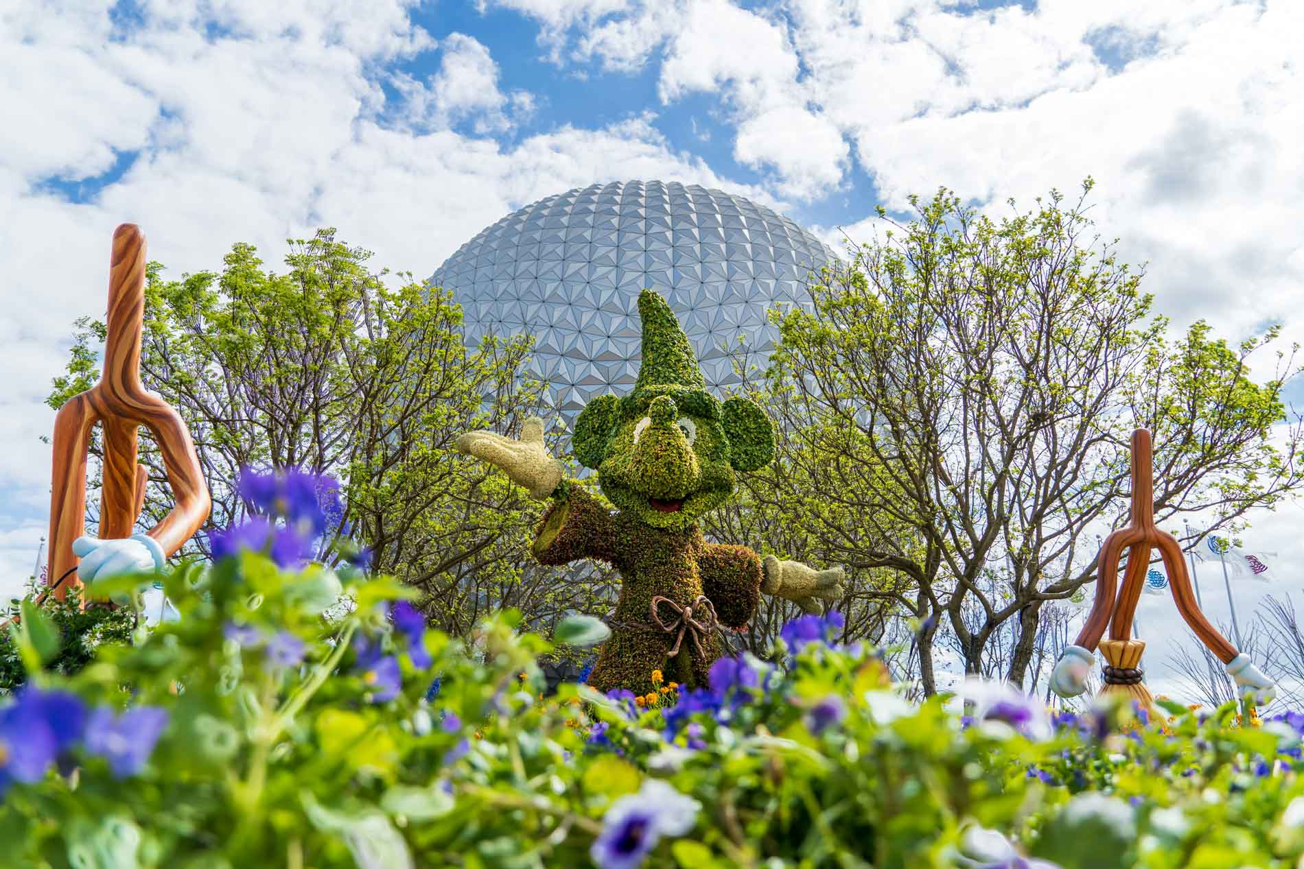 OPT-epcot-flower-garden-feature