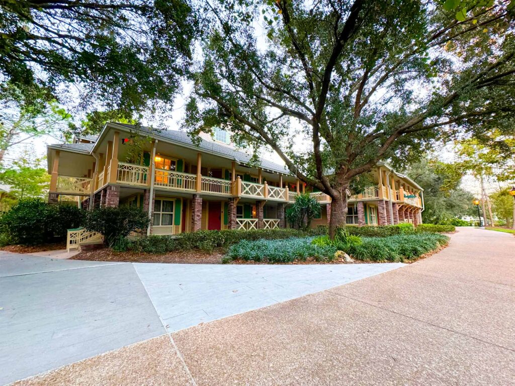 port orleans riverside building