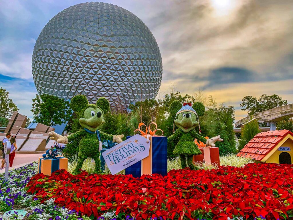 EPCOT Christmas topiaries opt