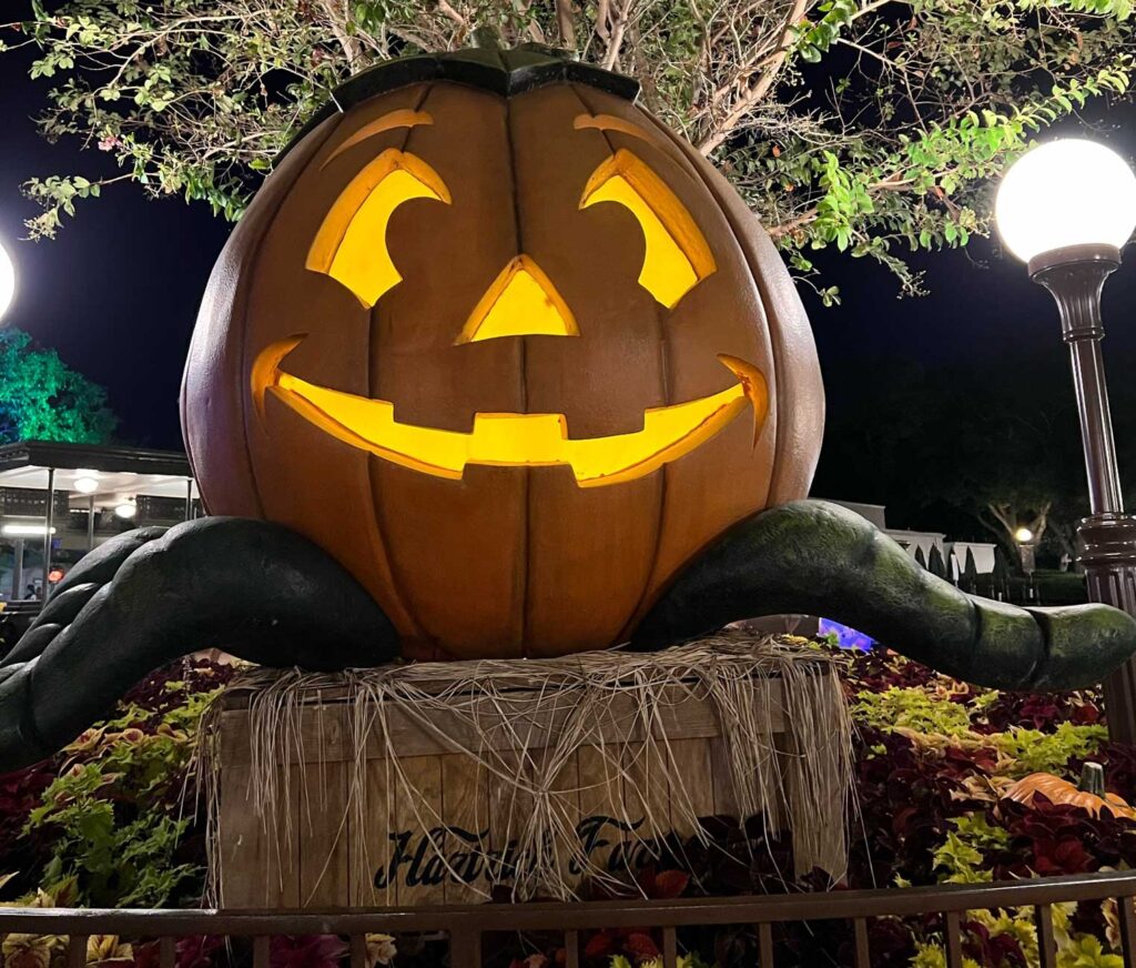 holidays at disney world jack o lantern halloween